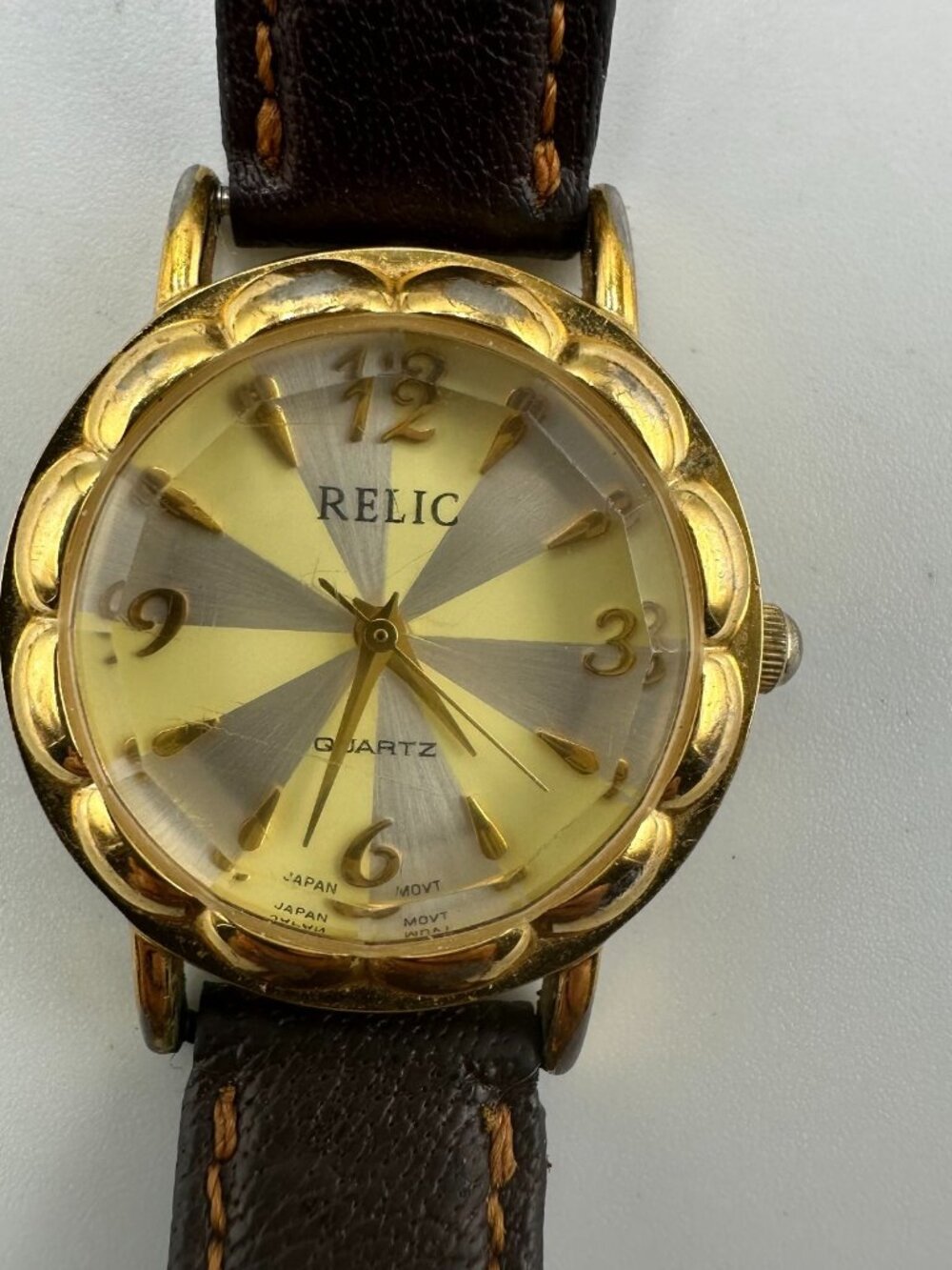3/$30 Relic Watch Women Gold Tone Scalloped Case Brown Leather Band 7.5"